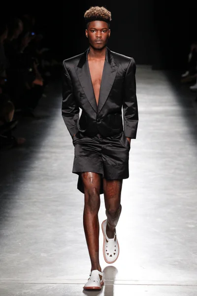 Look 53